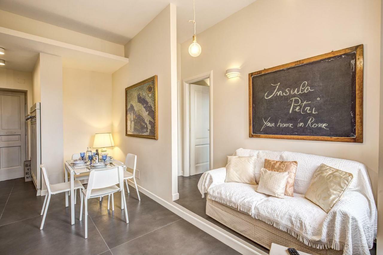 Insula Petri _ 2Bdr Apartment Rome Luaran gambar